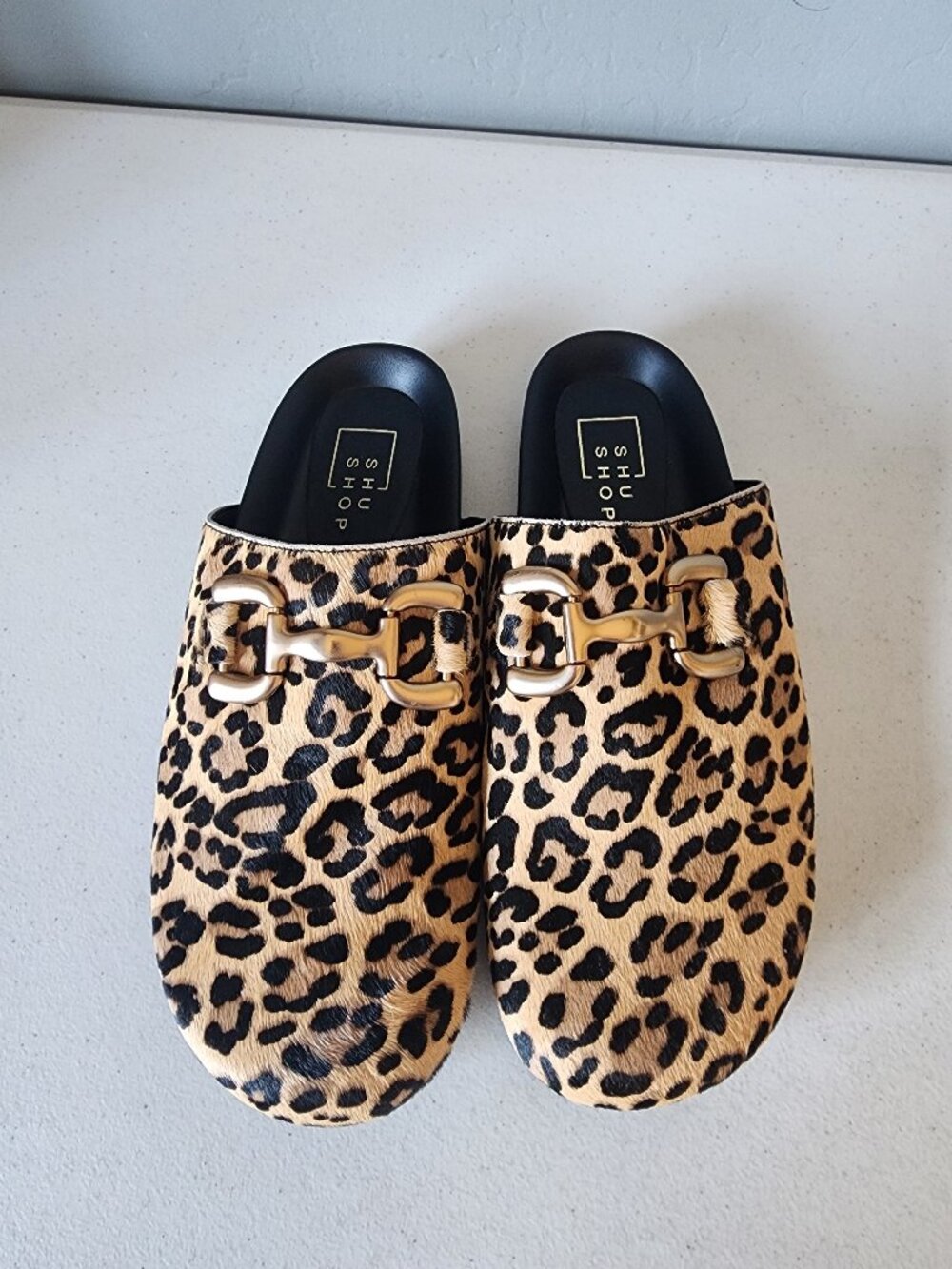 Shu Shop Leopard Clogs "NEW" - Picture 2 of 16